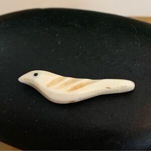 Vintage Natural Bone Carved Bird Fetish Bead Drilled Native American Animals .9"